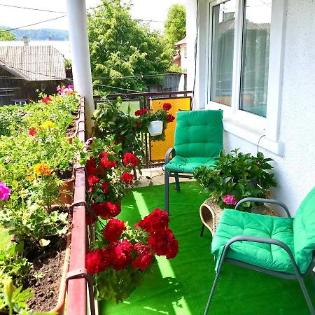 Apartament Vica Gura Humorului Exterior foto